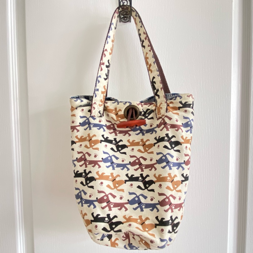 European-made dachshund dog shoulder bag 🐕